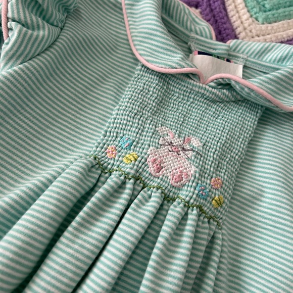 Smocked Easter Bunny Bubble - Picture 2 of 3